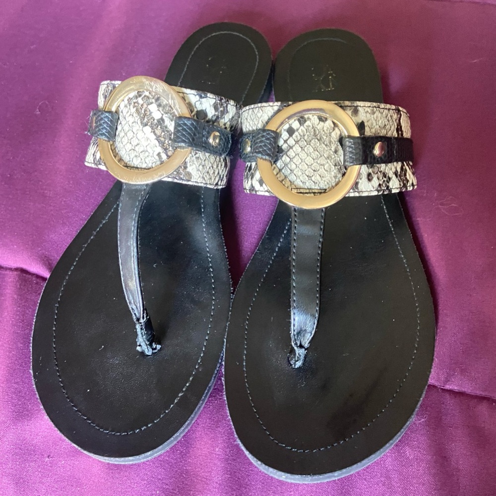 Beautiful snakeskin women slip on sandals